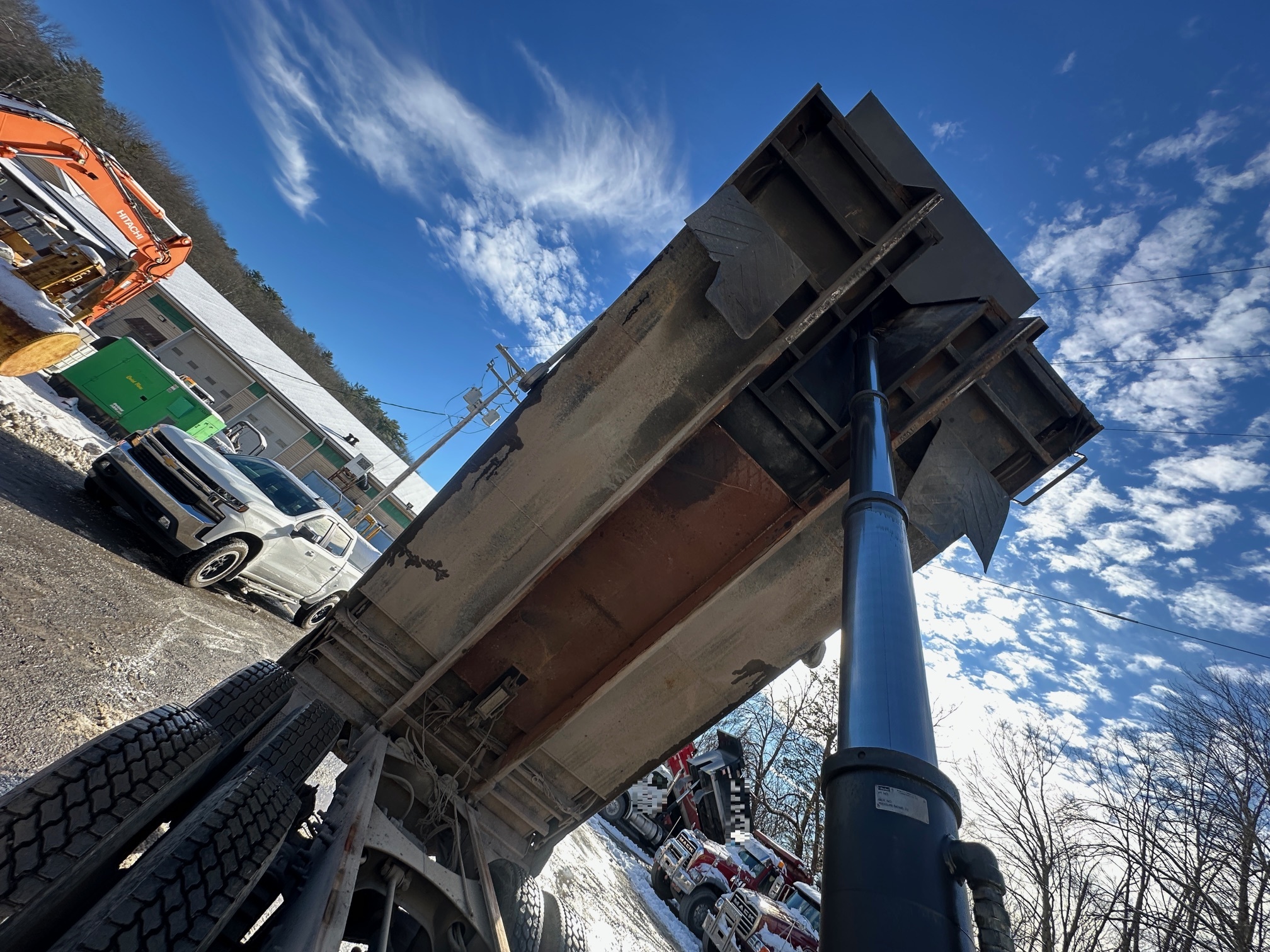 2005 MACK CV713 - Image 40