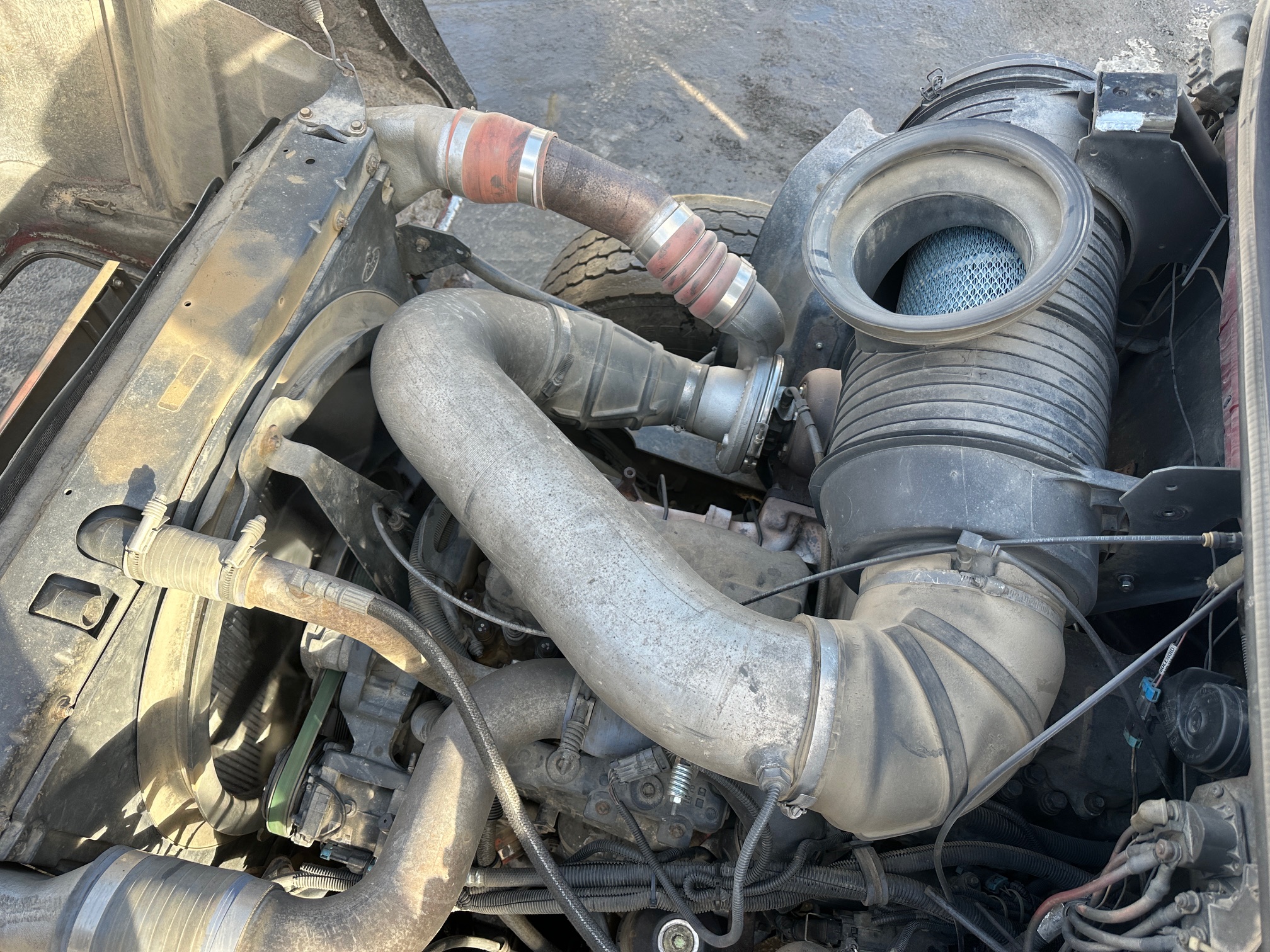 2005 MACK CV713 - Image 46