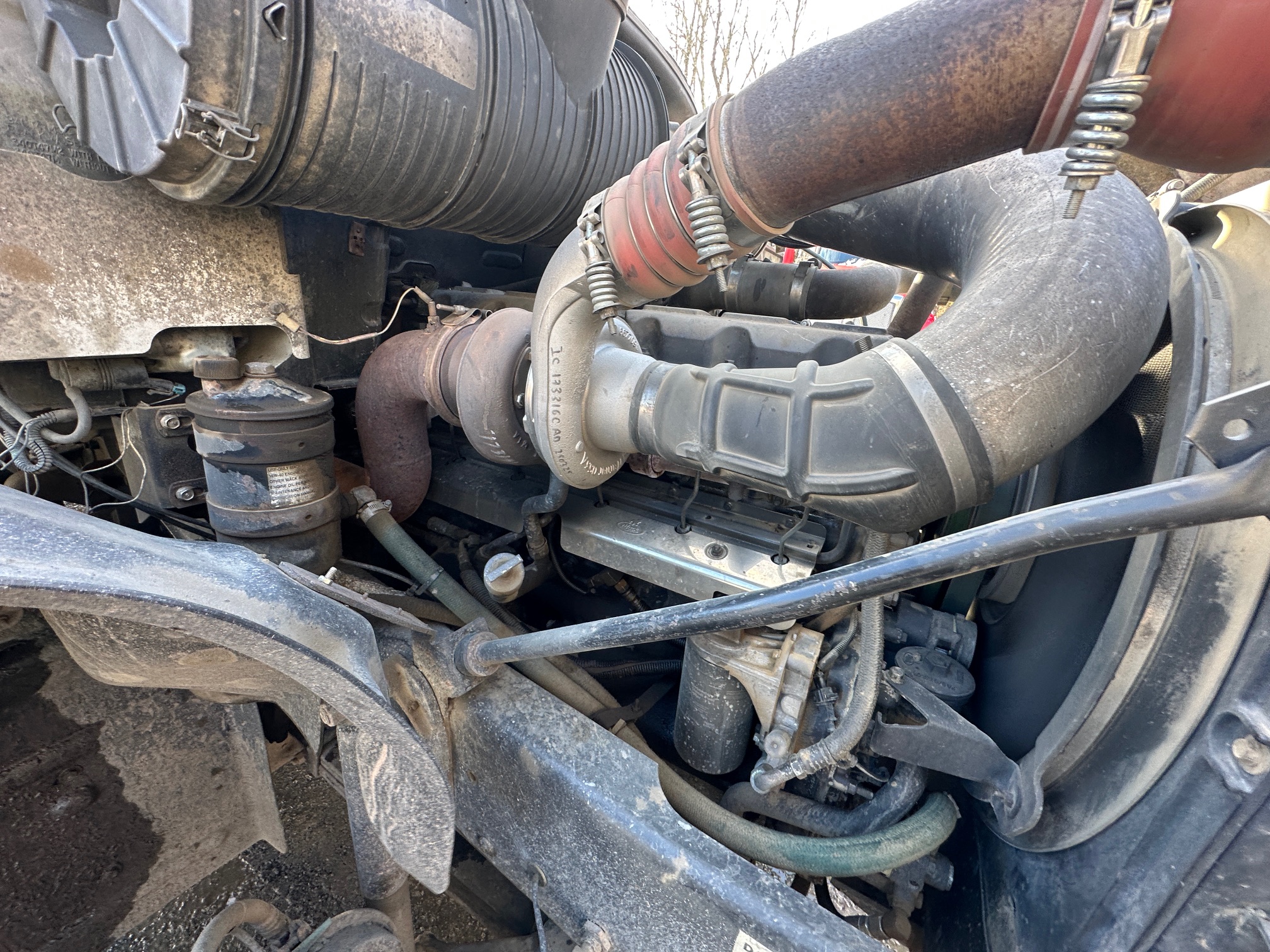 2005 MACK CV713 - Image 48