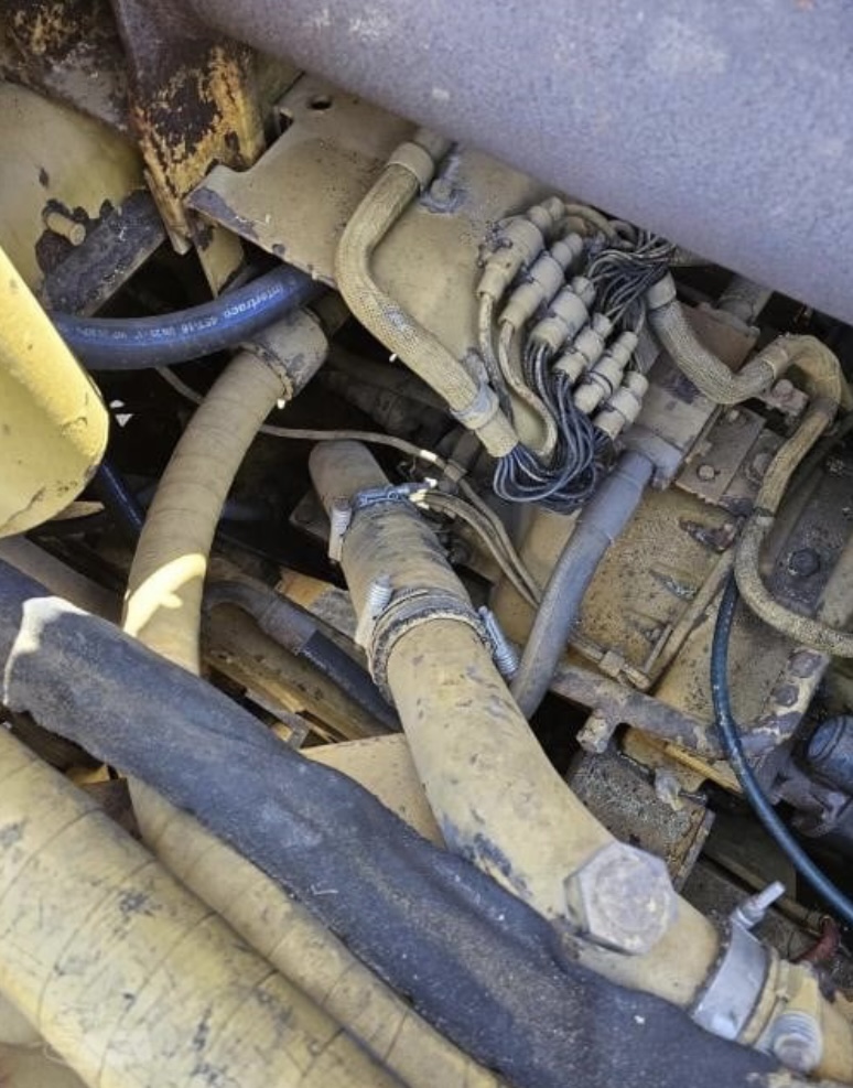 1990 CATERPILLAR D25D - Image 6