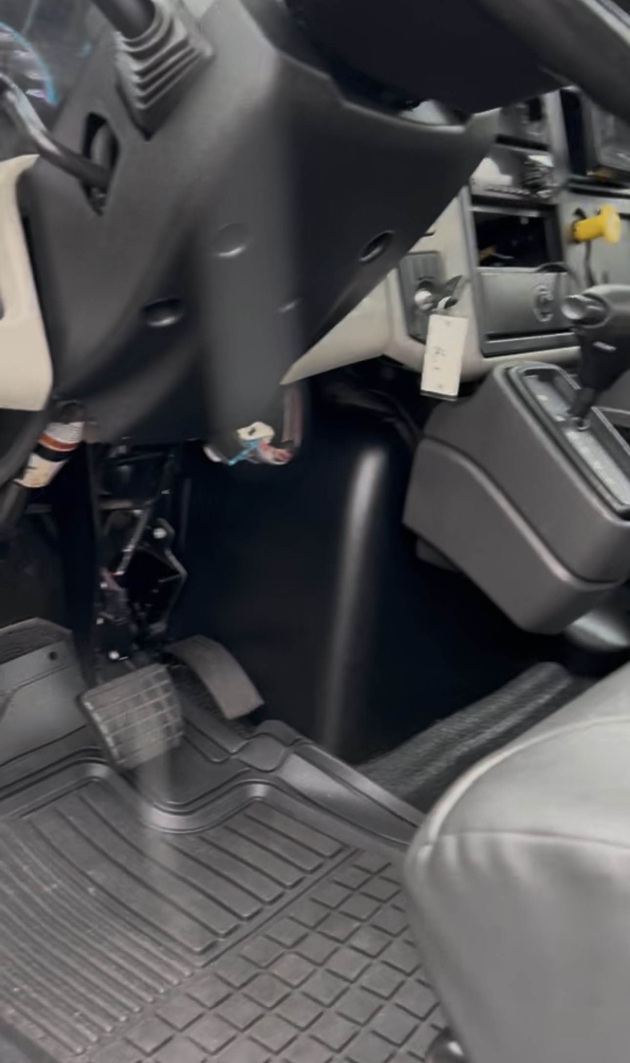 2019 INTERNATIONAL 4300 - view 12 of 15