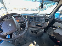 2014 VOLVO VAH 64430 - Image 25