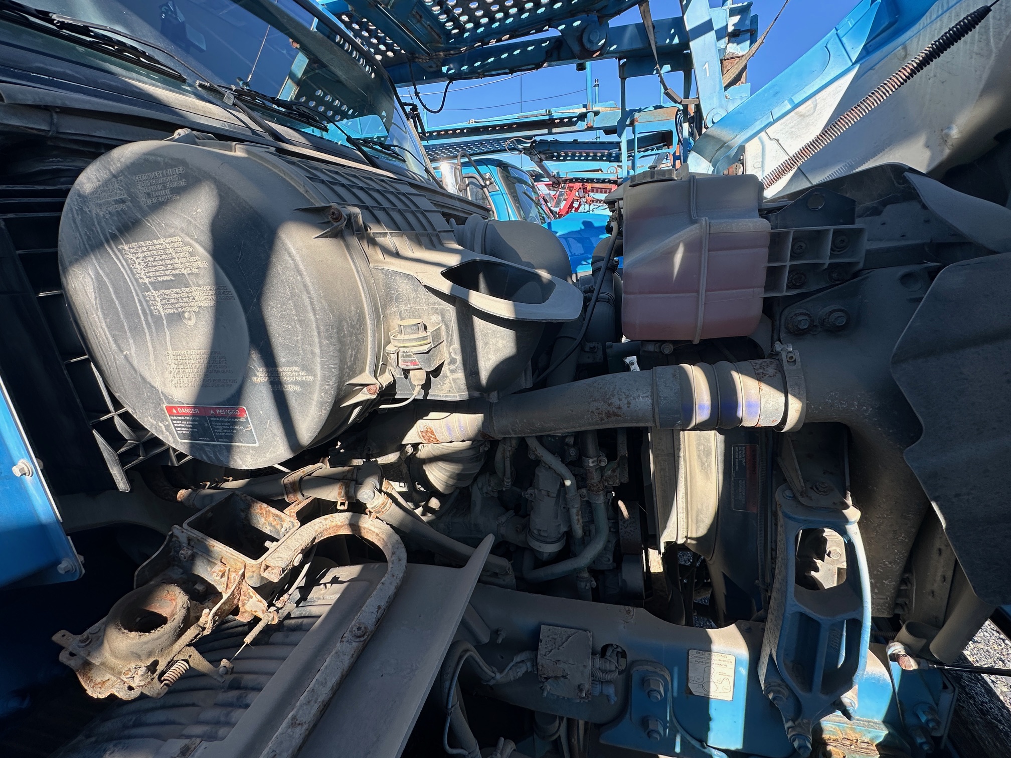 2014 VOLVO VAH 64430 - Image 32