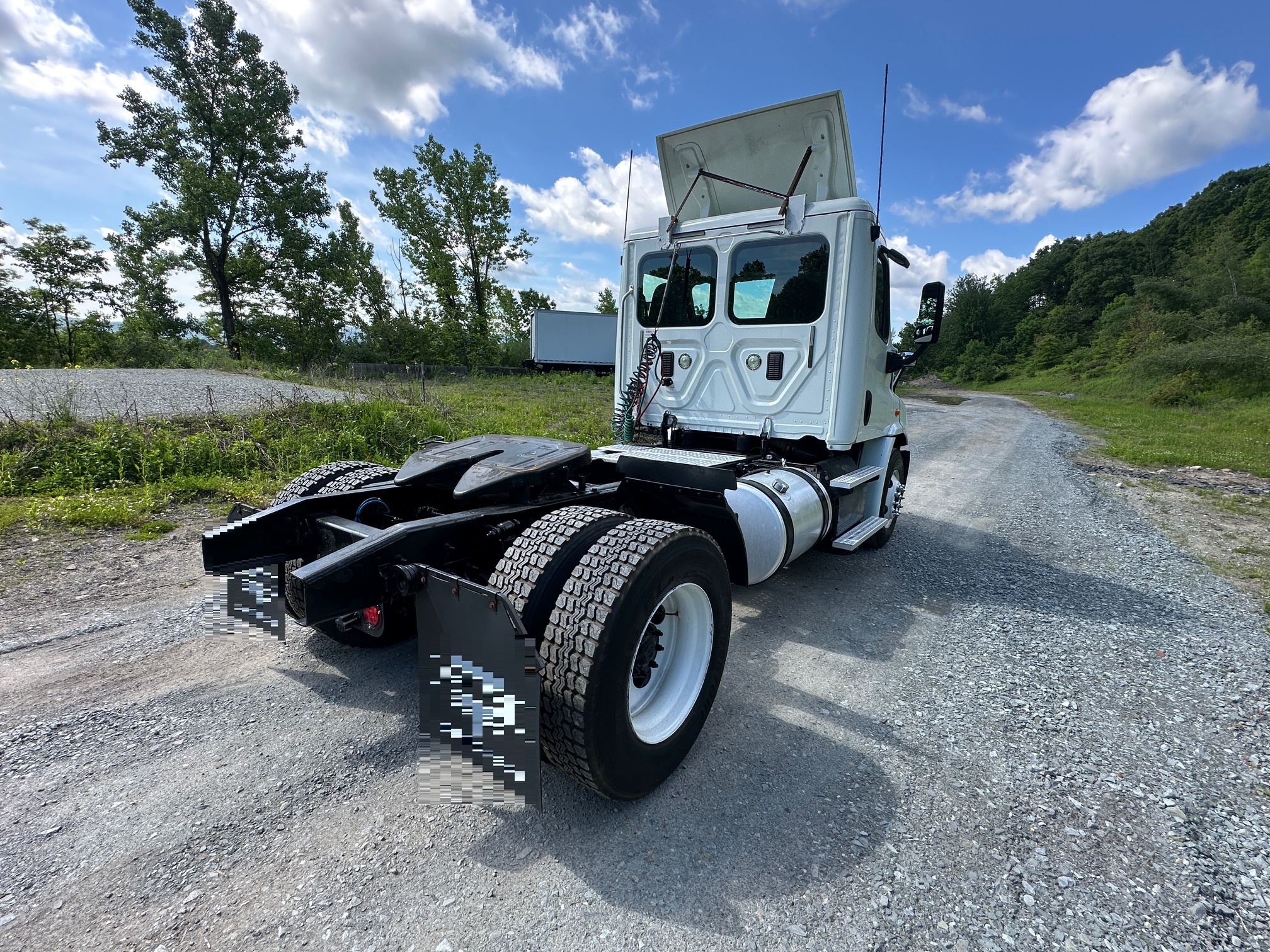 2015 FREIGHTLINER Cascadia - Image 6