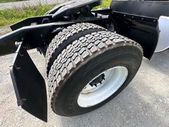 2015 FREIGHTLINER Cascadia - Image 32