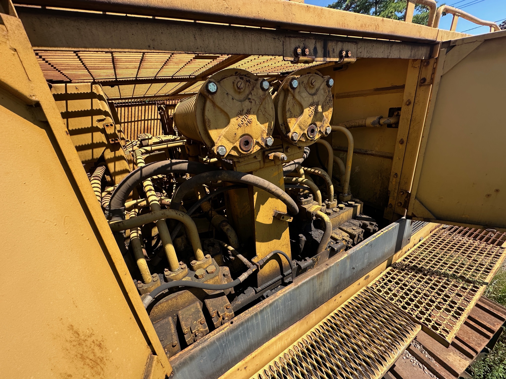 1983 CATERPILLAR 245 - Image 32