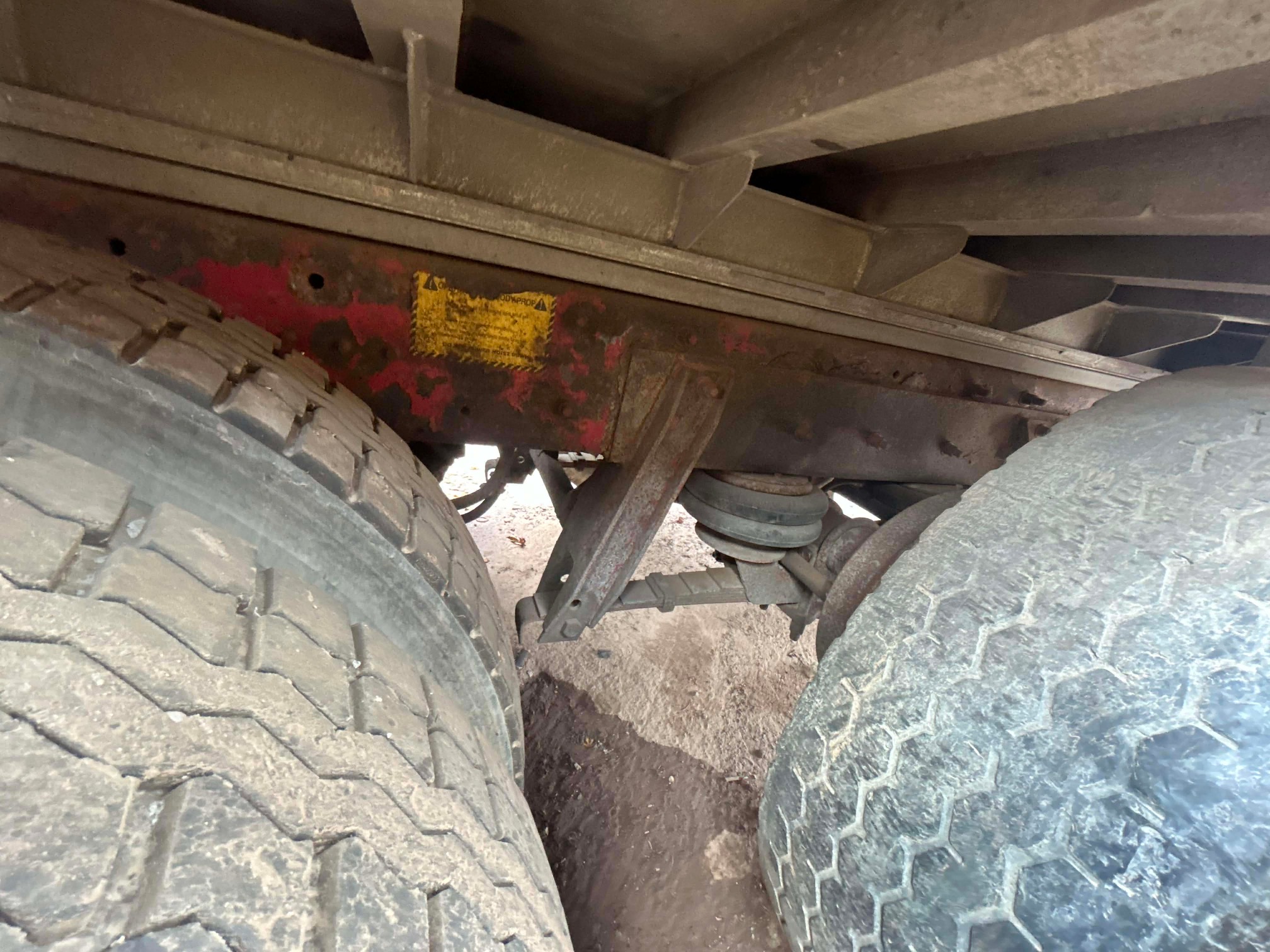 2001 MACK RD688 - Image 15