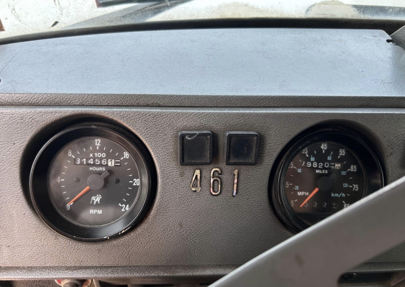 2001 MACK RD688 - Image 9