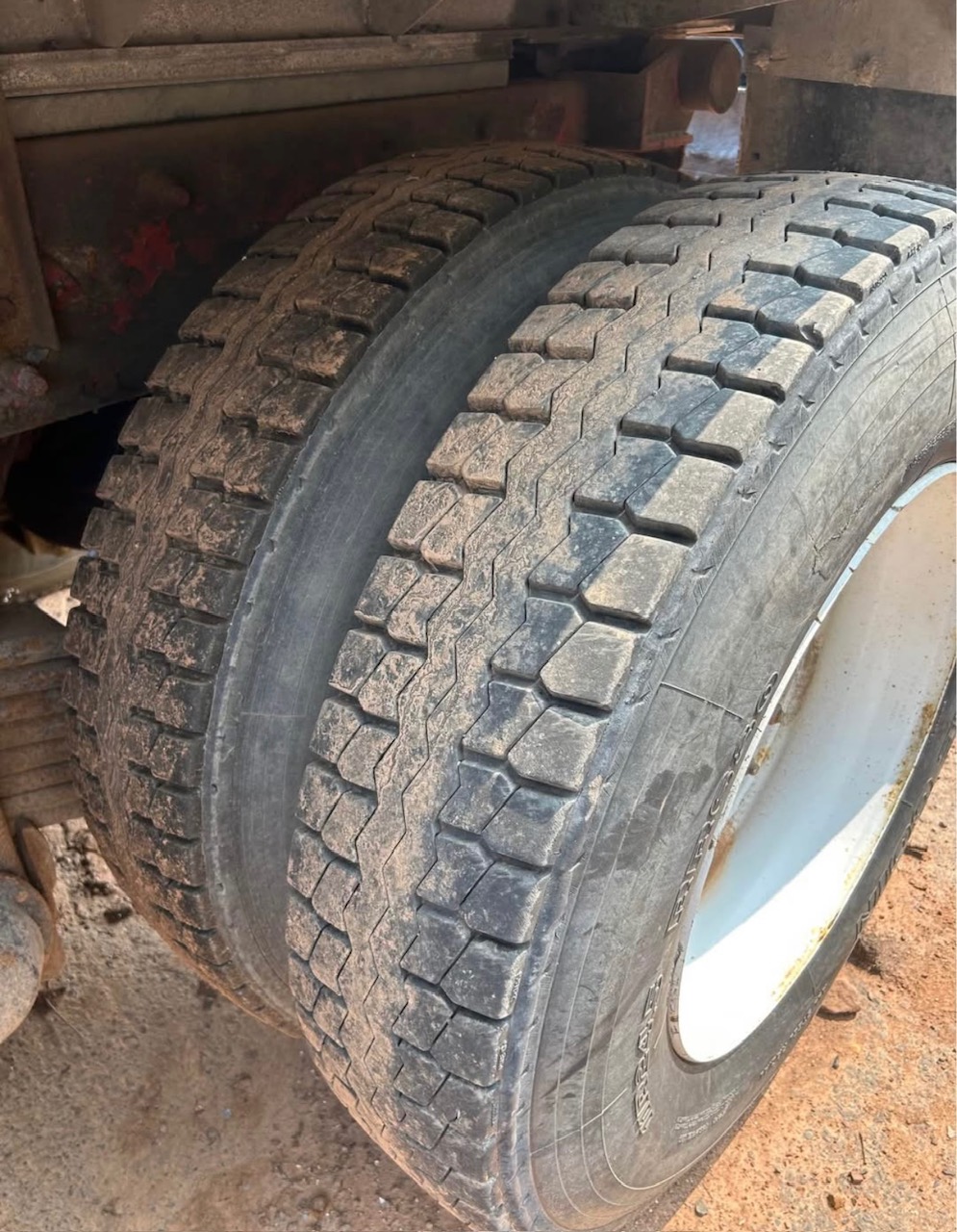 2001 MACK RD688 - Image 23