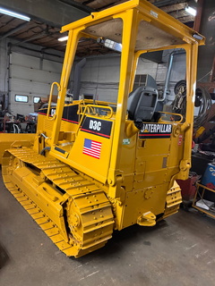1994 CATERPILLAR D3C III - Image 2