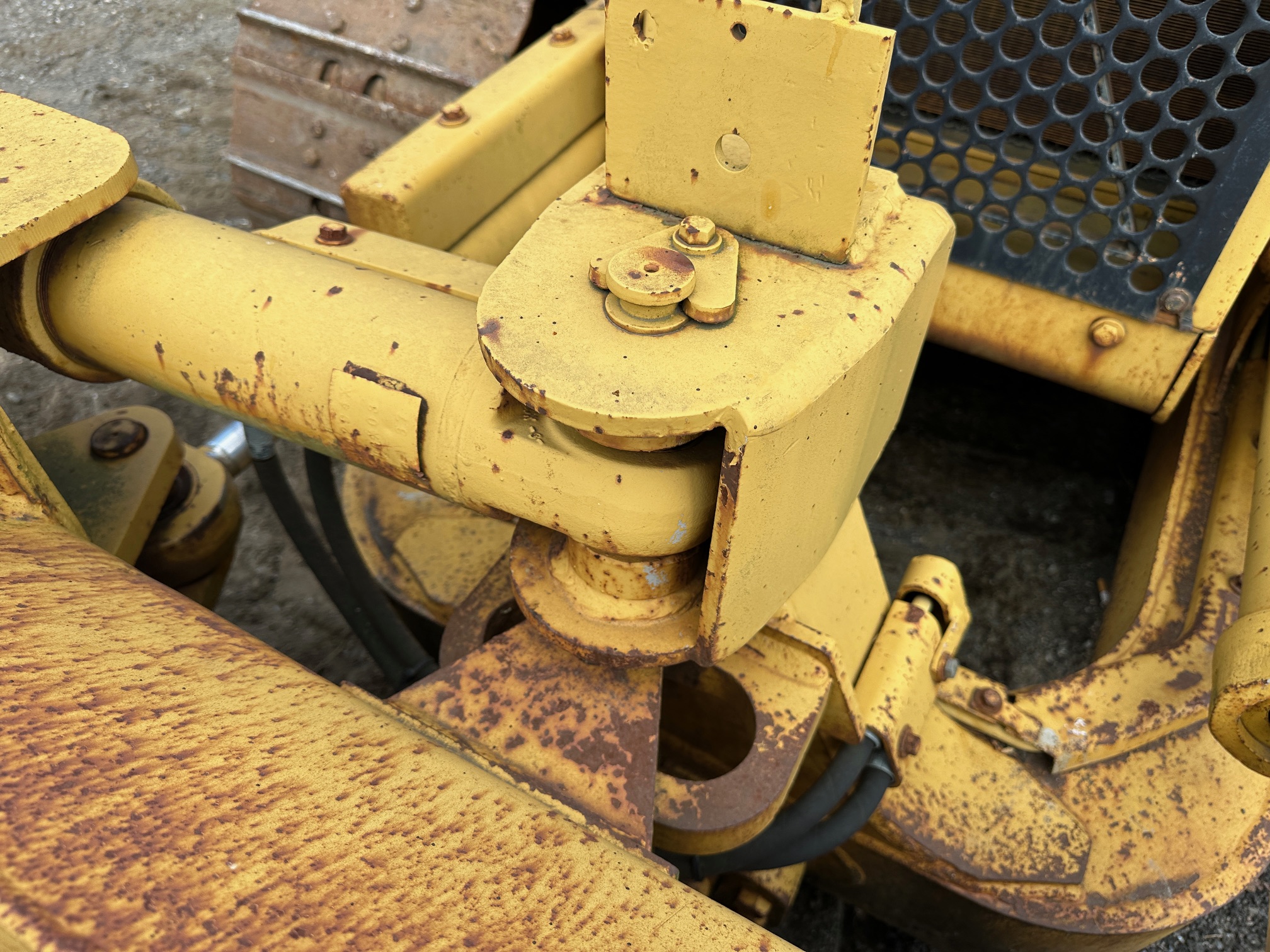 1994 CATERPILLAR D3C III - Image 19