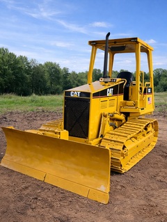 1994 CATERPILLAR D3C III - Image 1