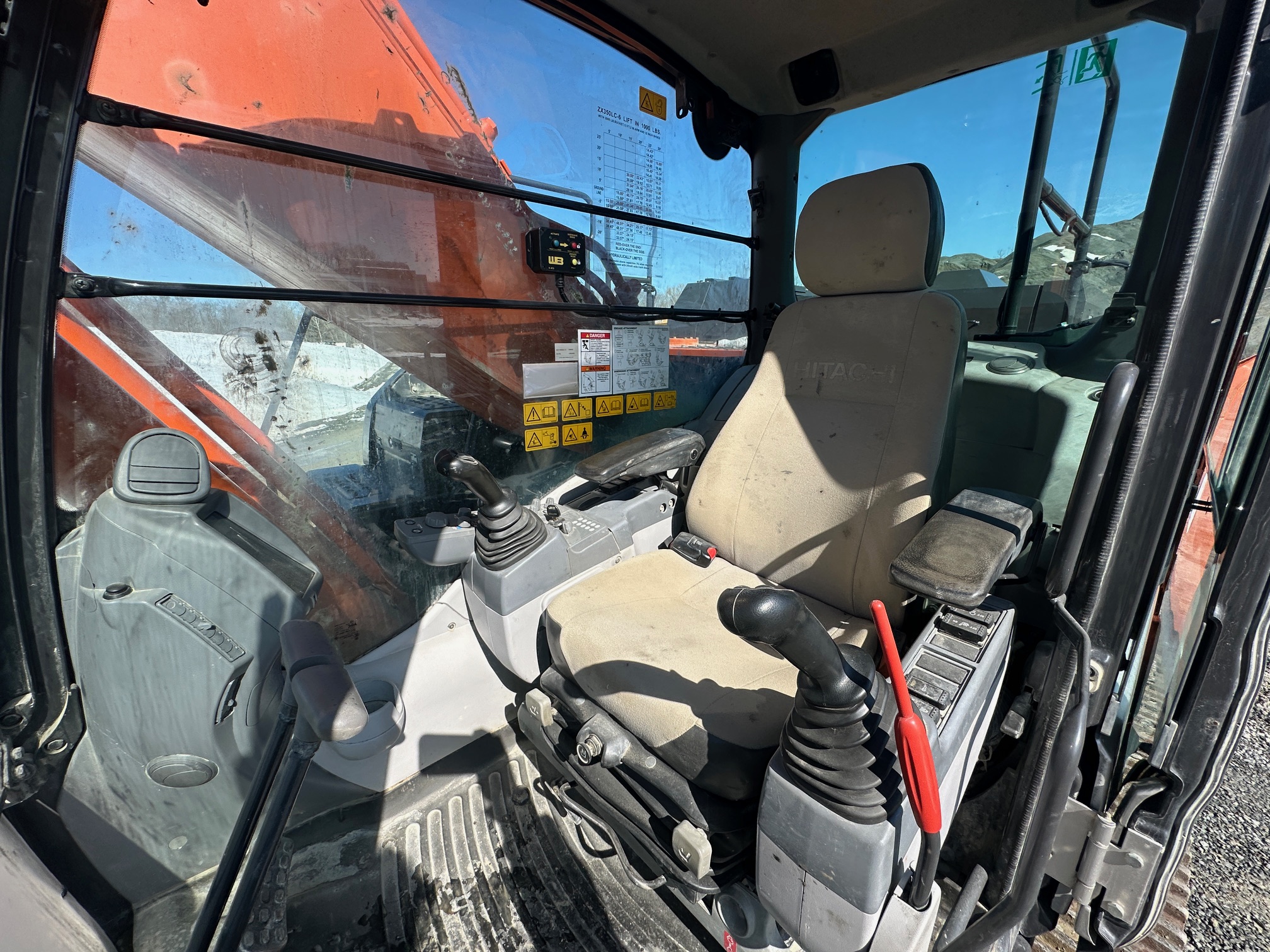 2022 HITACHI ZX350-LC6 - Image 30