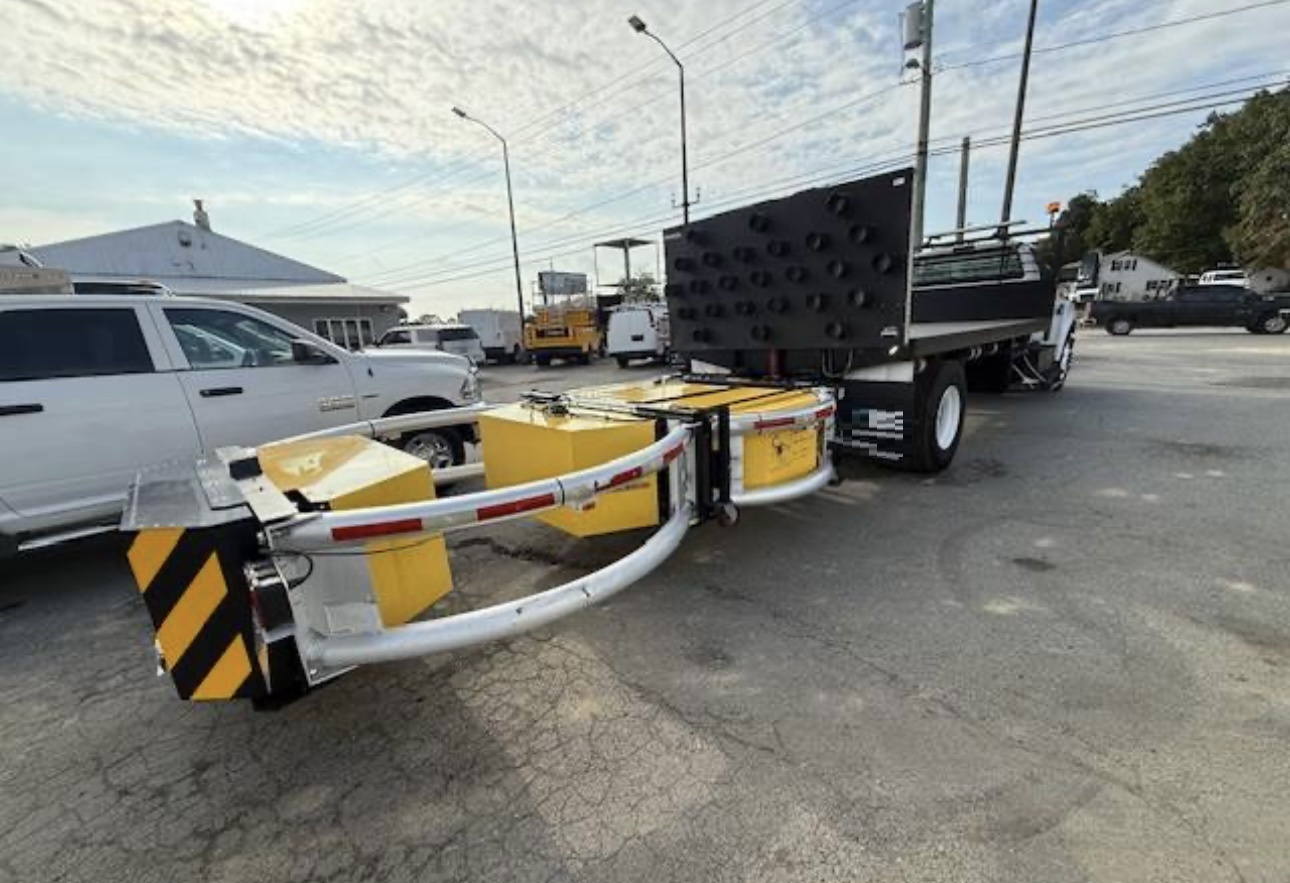 2016 FORD F750 - Image 14