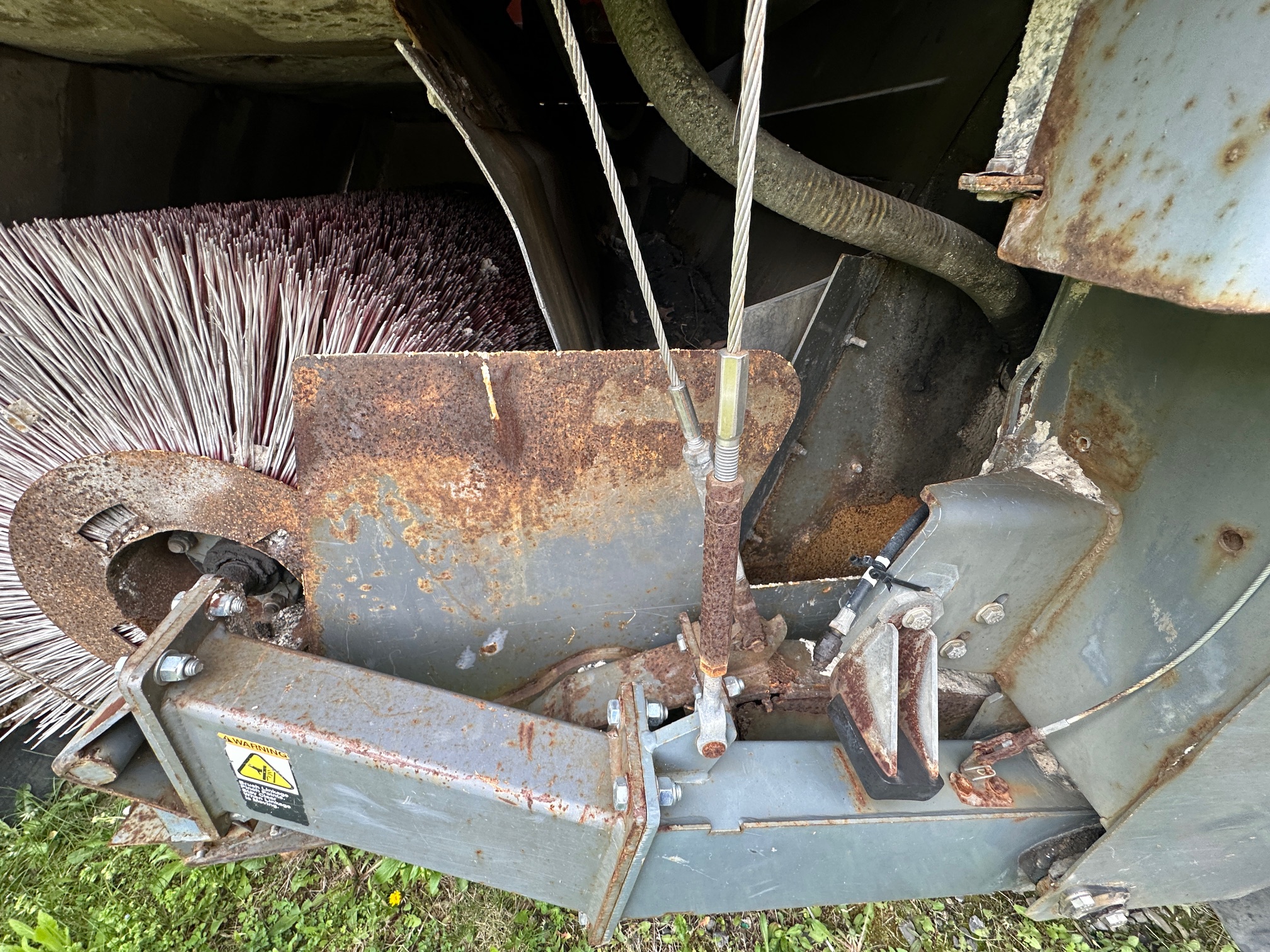 2002 GMC T1500 - view 12 of 46