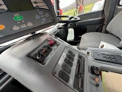 2002 GMC T1500 - Image 32