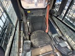 2017 DEERE 330G - Image 25