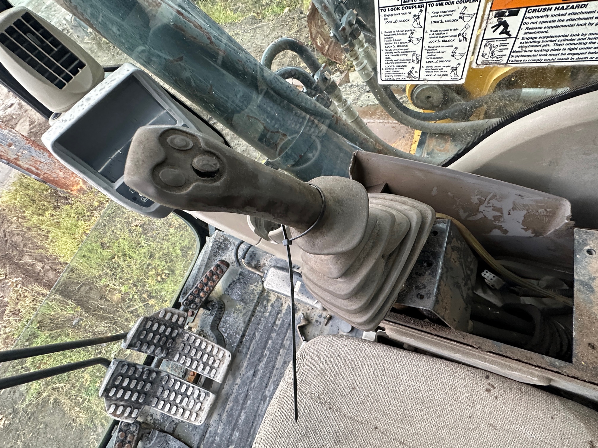 2006 DEERE 350D LC - Image 21