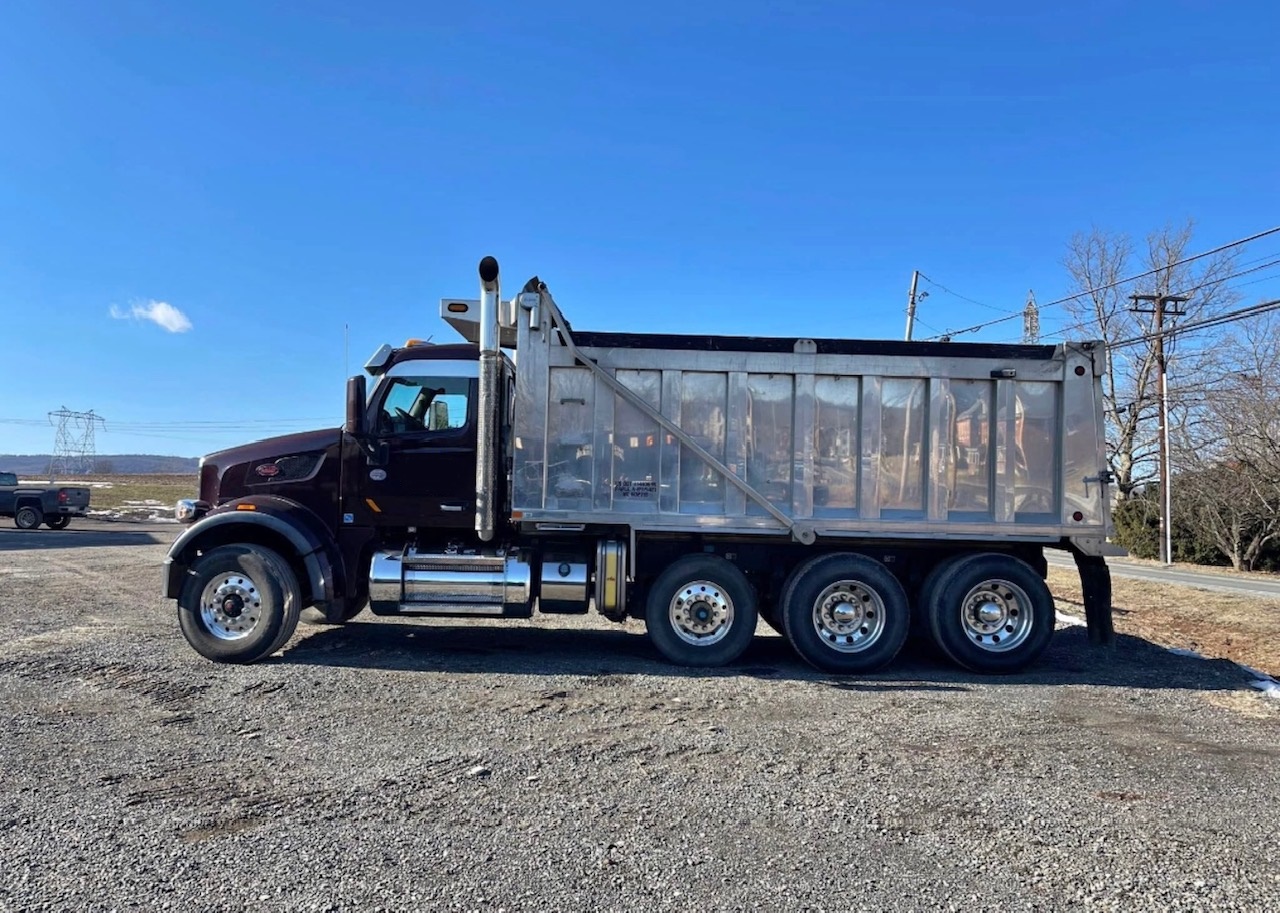 2021 PETERBILT 567 Triaxle Dump Truck - view 2 of 9