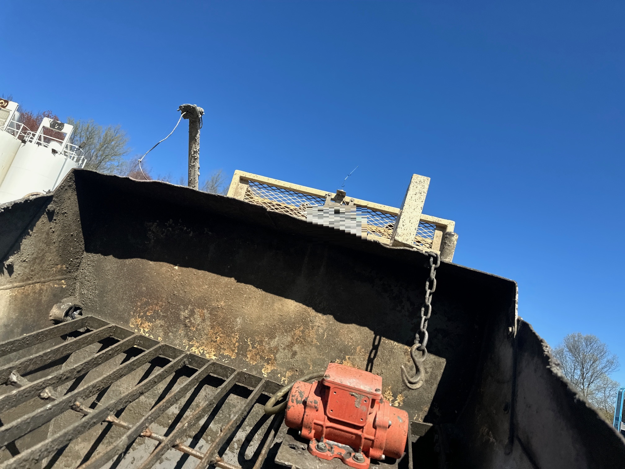 2005 FORD F650 City Pump Truck - Image 10