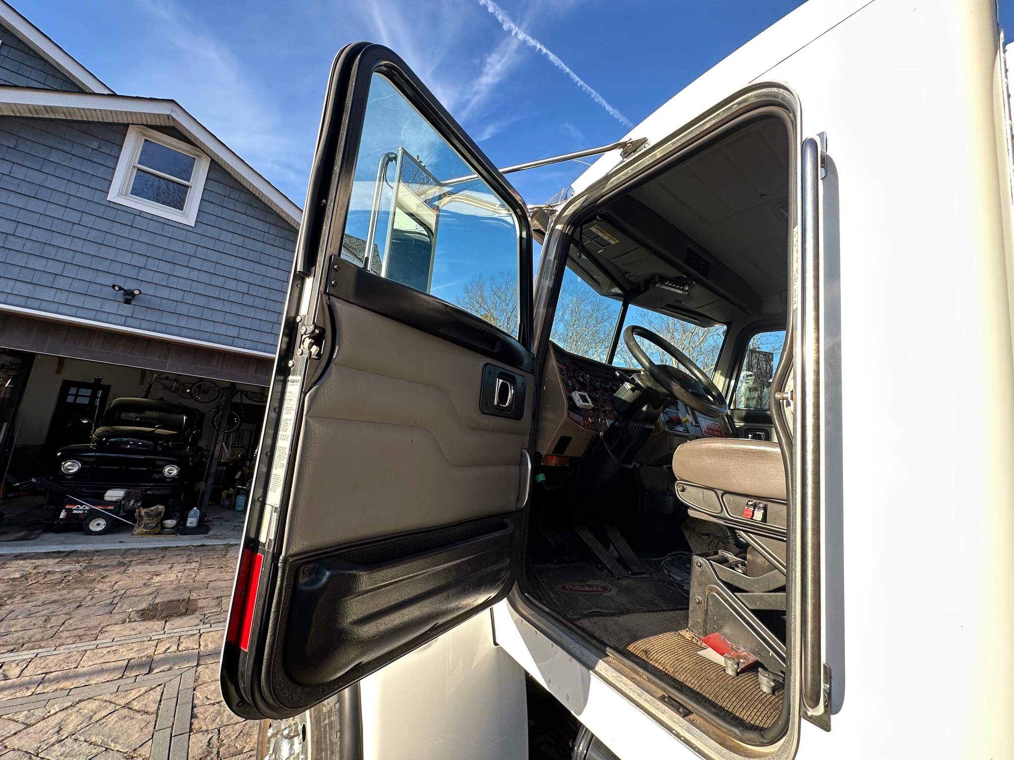 2008 PETERBILT PB340 - Image 13