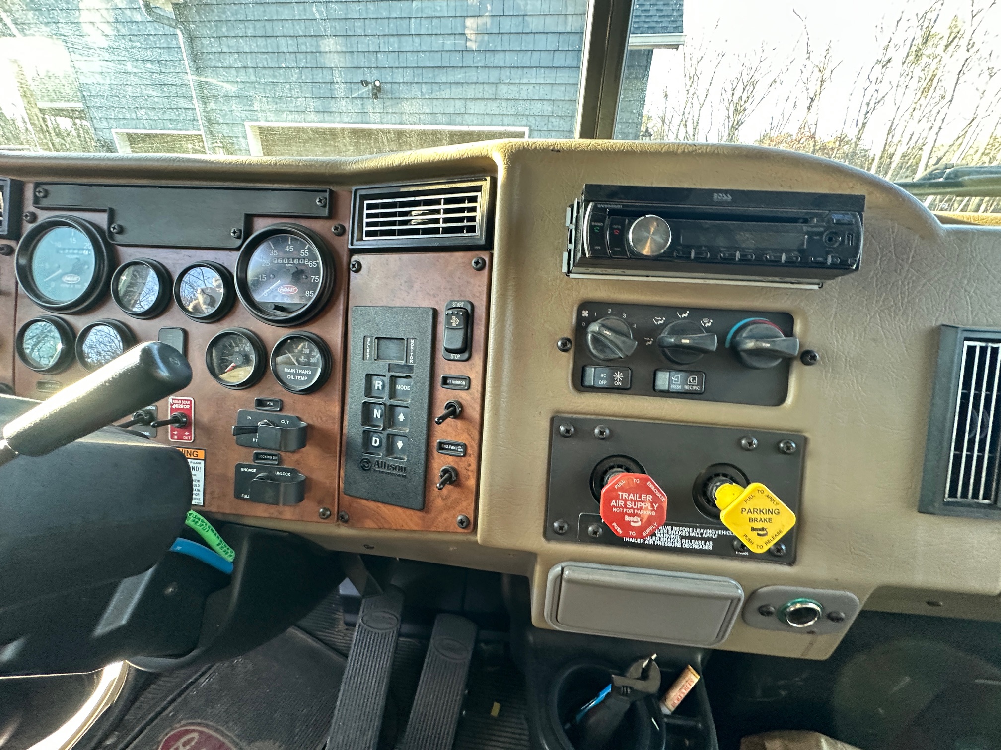 2008 PETERBILT PB340 - view 17 of 44