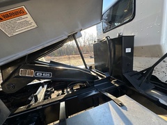 2008 PETERBILT 340 - Image 38