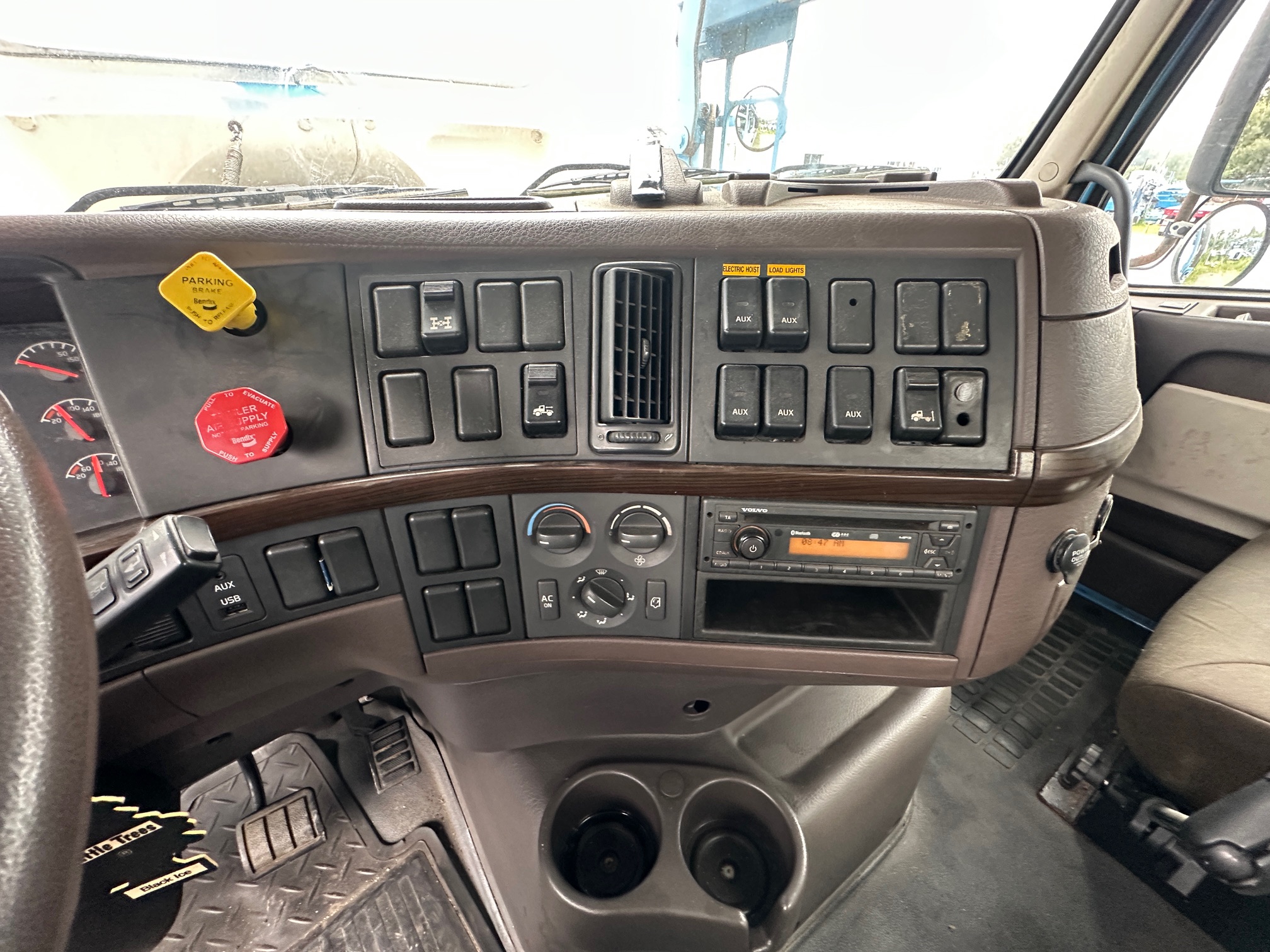 2015 VOLVO VAH Auto Hauler - Image 16