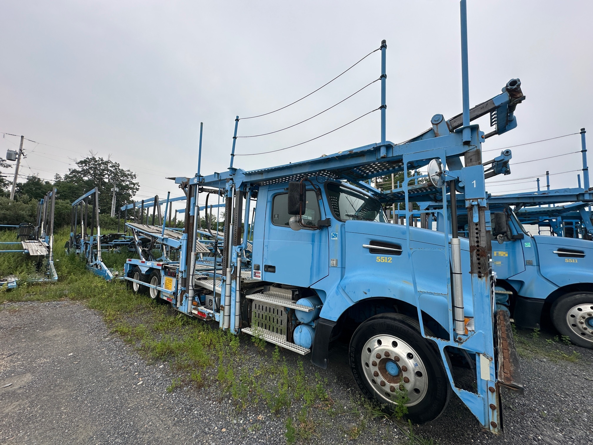 2015 VOLVO VAH Auto Hauler