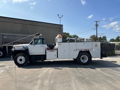 1989 FORD F700 - Image 2