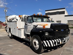 1989 FORD F700 - Image 1
