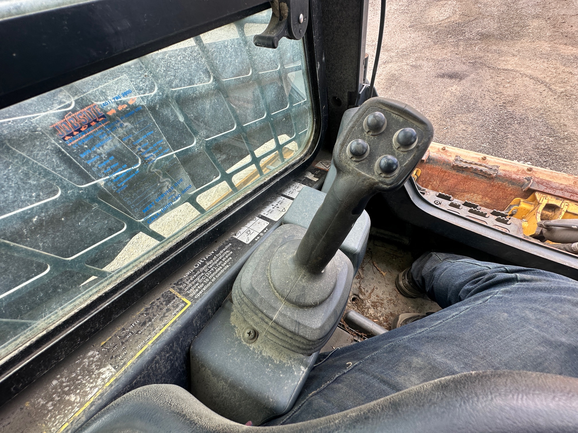 2018 DEERE 332G - view 15 of 23