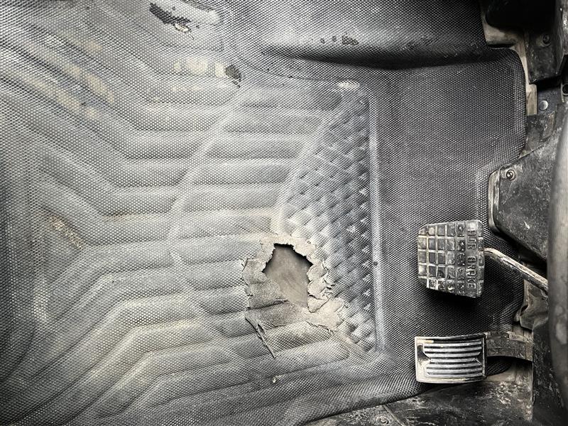 2020 MACK GR64F - view 10 of 25