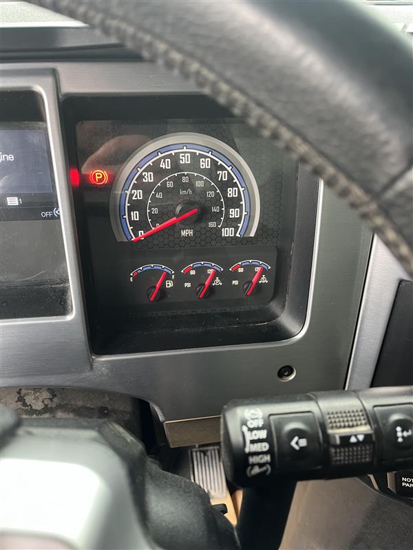 2020 MACK GR64F - view 9 of 25