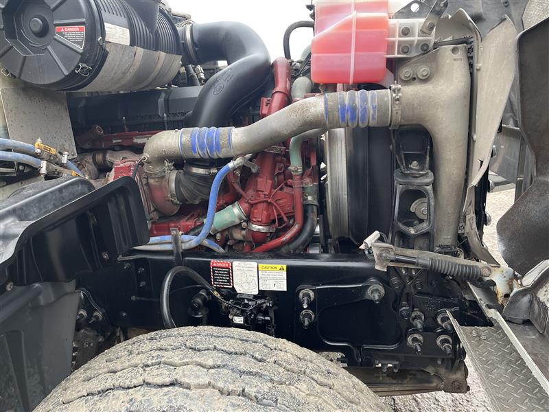 2020 MACK GR64F - view 13 of 25