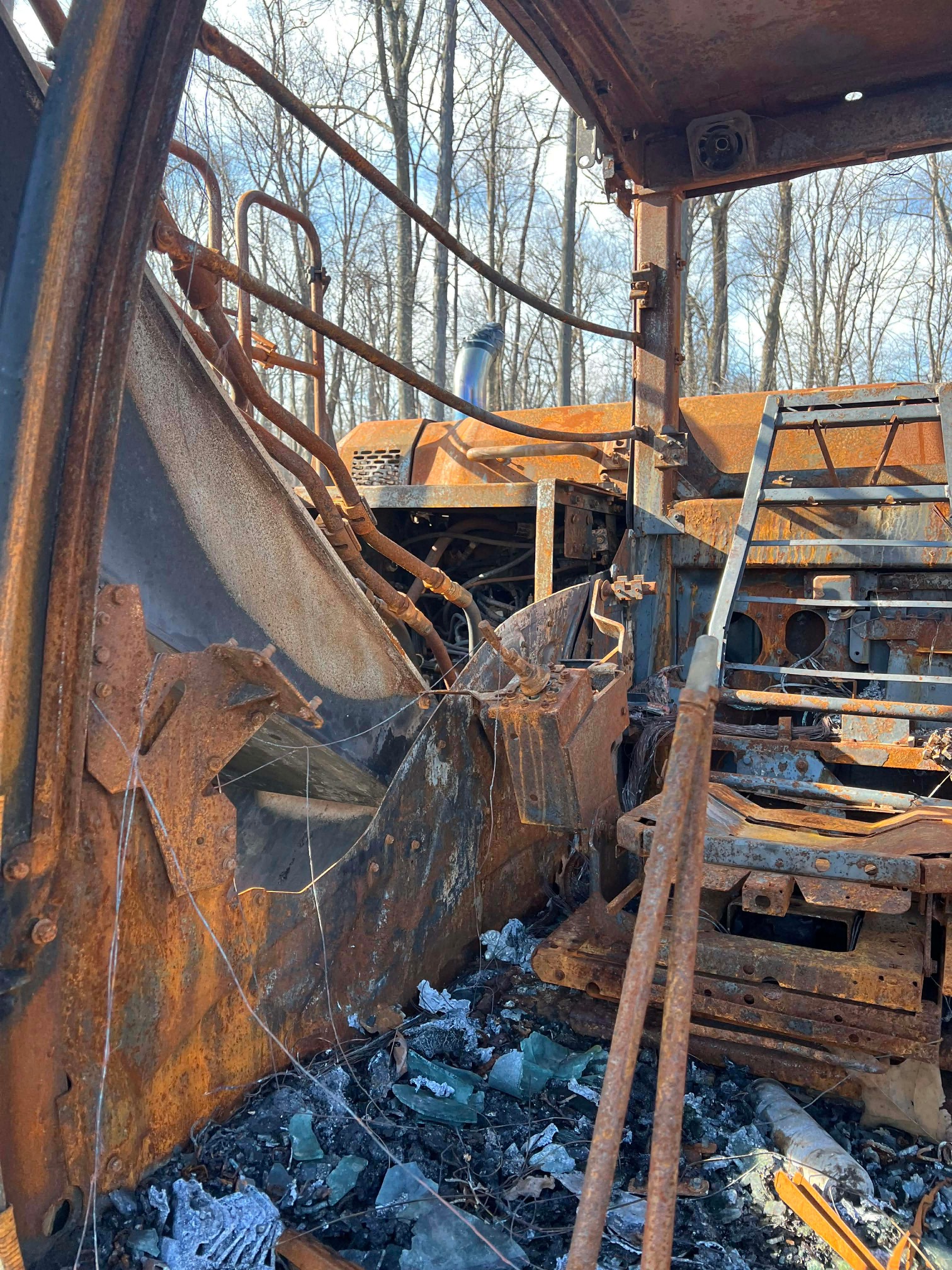 2023 DEERE 130P - view 17 of 54