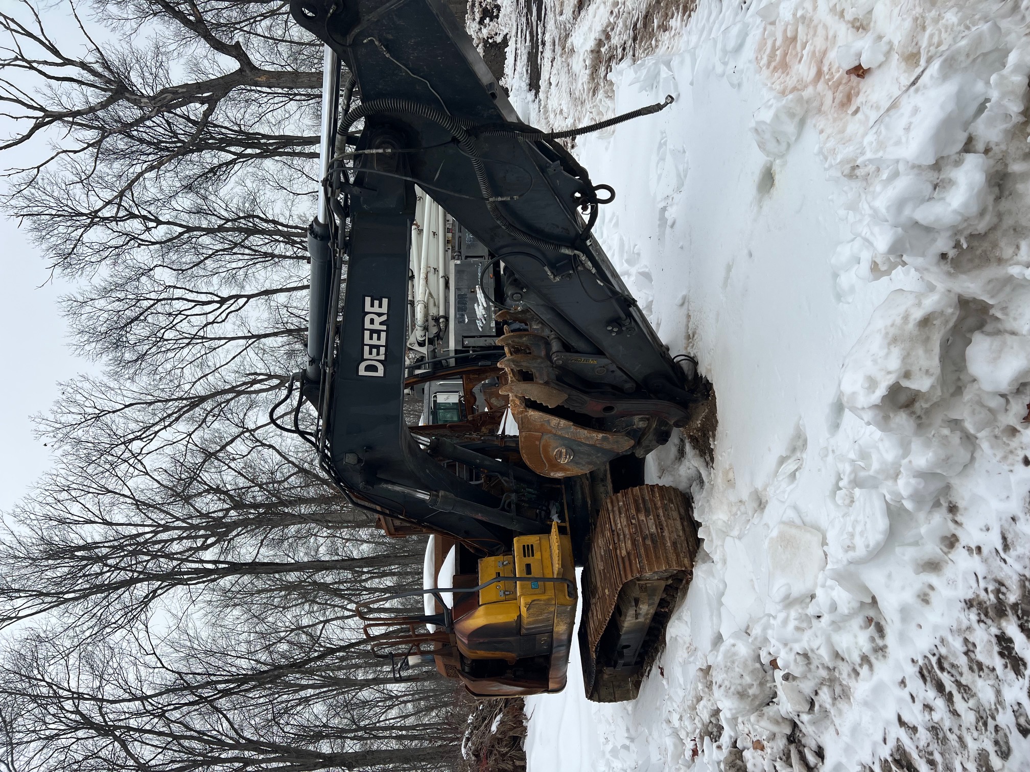 2023 DEERE 130P - view 5 of 54