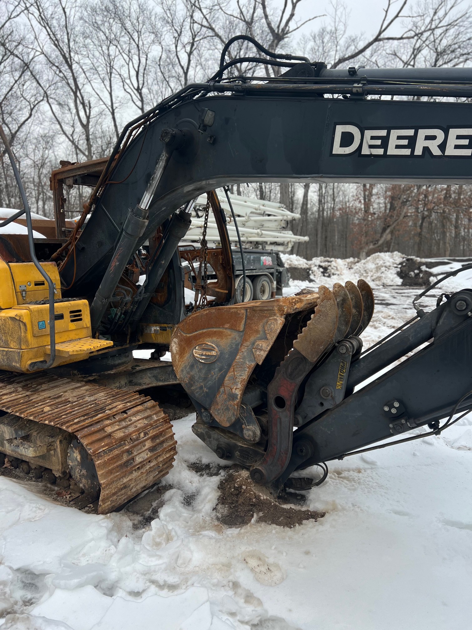 2023 DEERE 130P - view 8 of 54