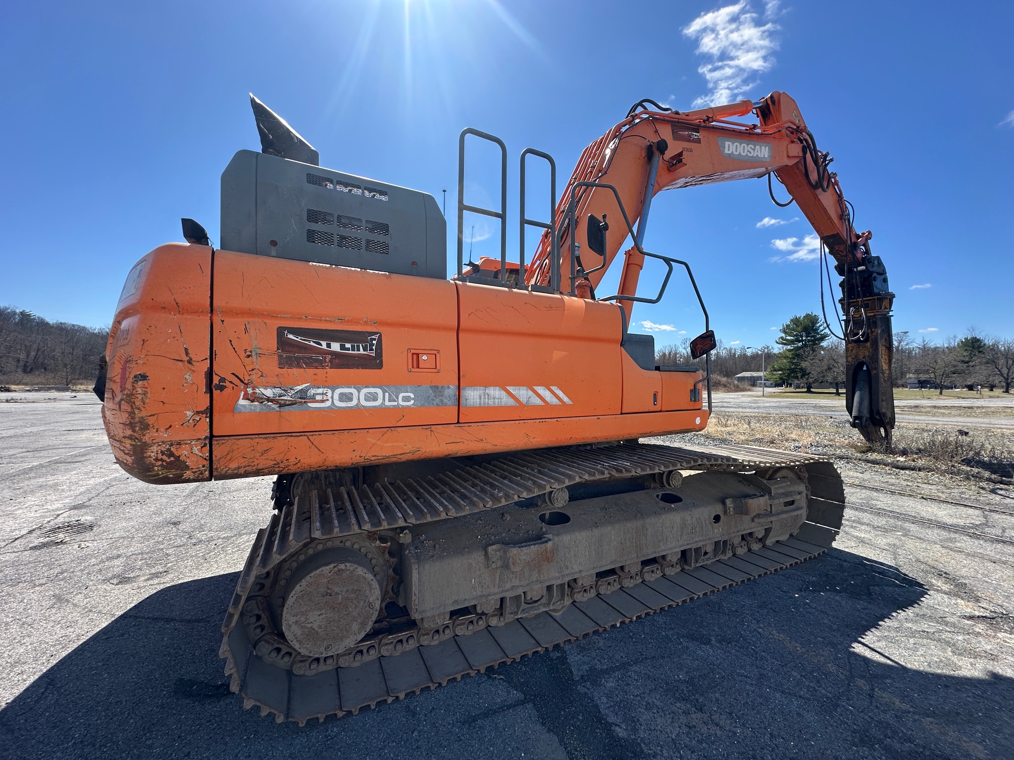 2014 DOOSAN DX300LC-5 - view 1 of 51