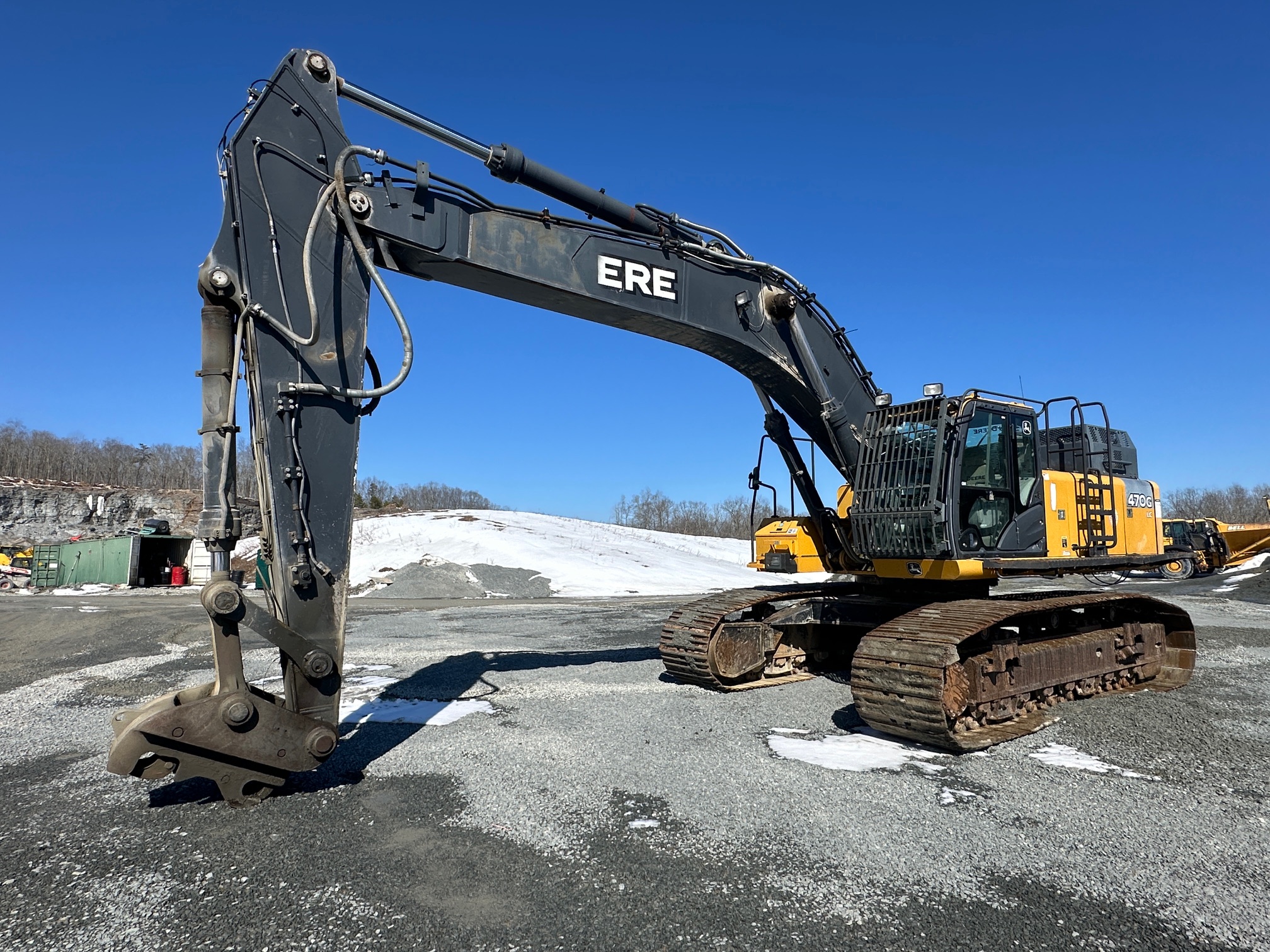 2017 DEERE 470G LC - Image 2