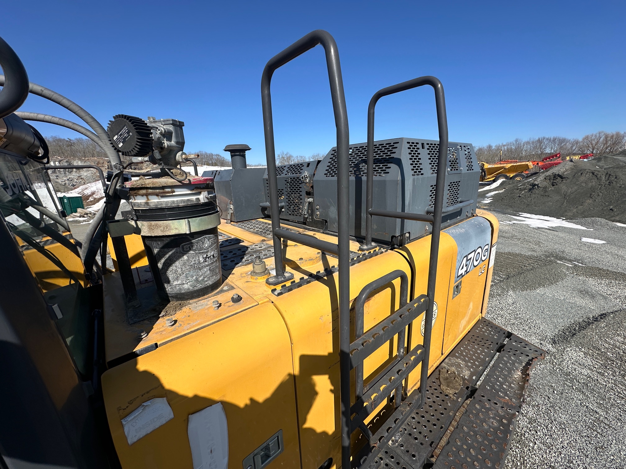 2017 DEERE 470G LC - Image 41