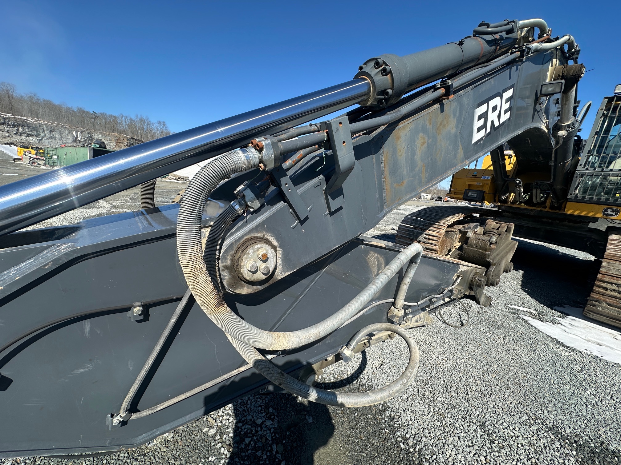 2017 DEERE 470G LC - Image 59