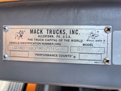 2001 MACK RD690P #3 - Image 22