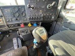 2001 MACK RD690P #3 - Image 28