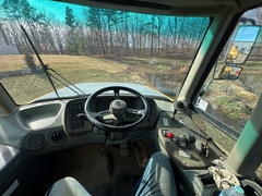 2006 DEERE 300D - Image 25