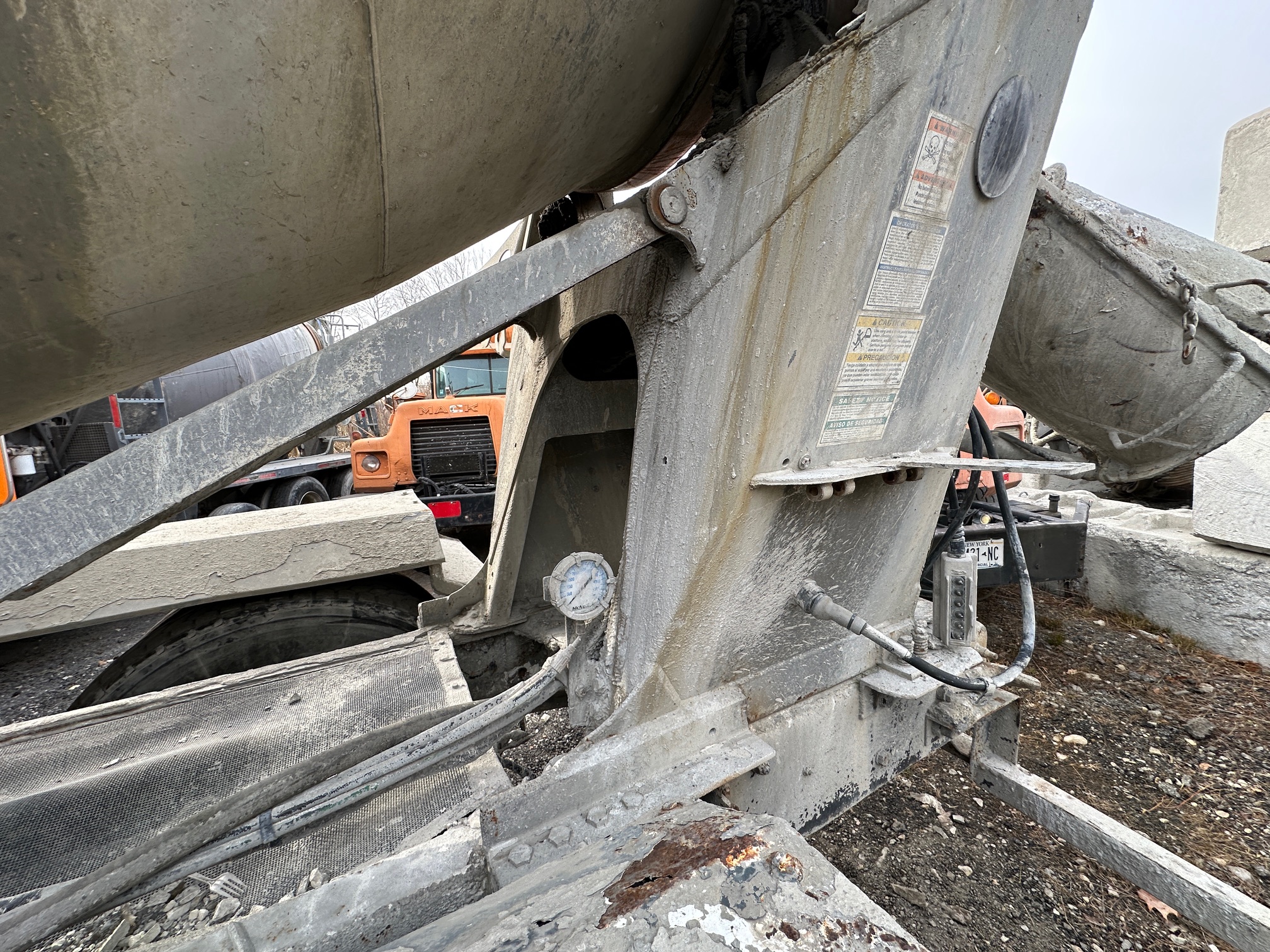 2005 MACK CV713 - Image 18