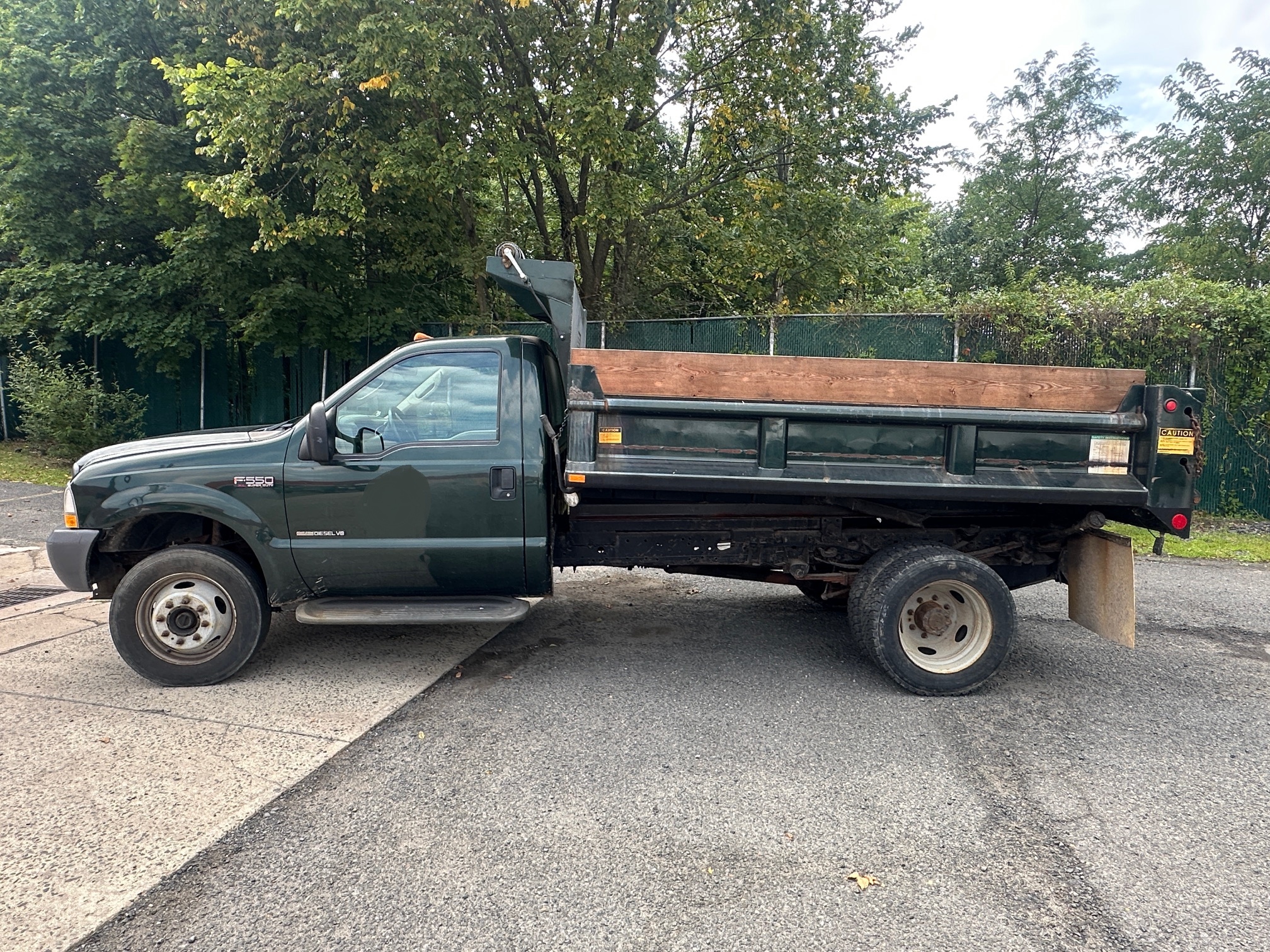 2003 FORD F550 XL Super Duty - Image 3