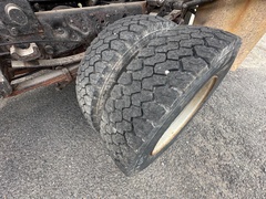 2003 FORD F550 XL Super Duty - Image 22