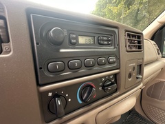 2003 FORD F550 XL Super Duty - Image 30