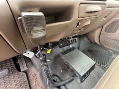 2003 FORD F550 XL Super Duty - Image 31